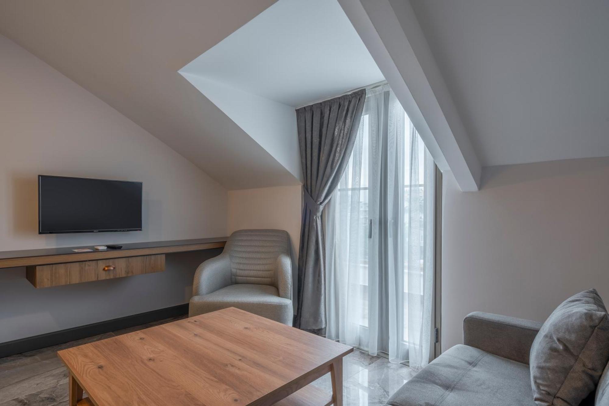 Quality Gold Suite Hotel Antalya Ngoại thất bức ảnh