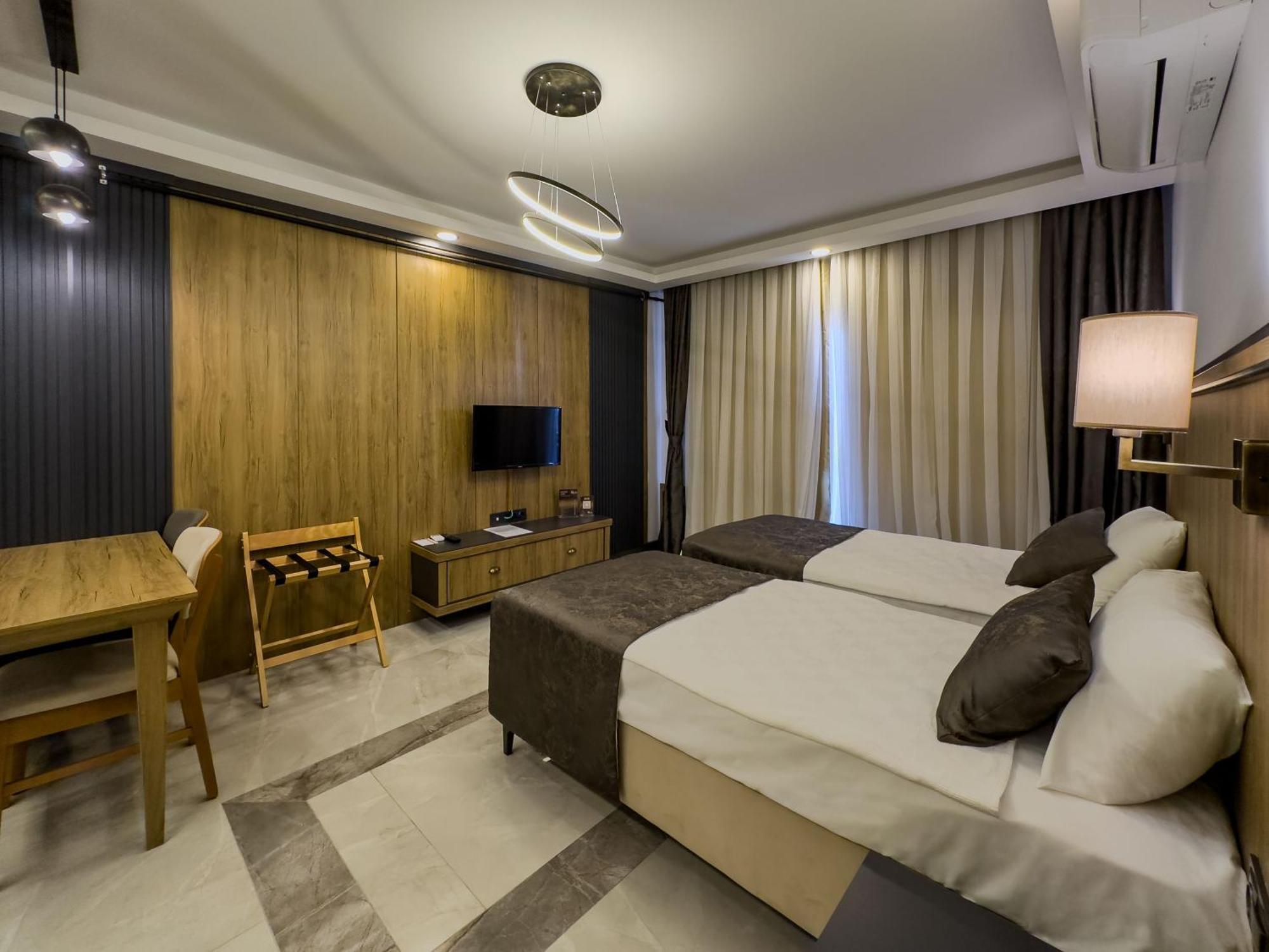 Quality Gold Suite Hotel Antalya Ngoại thất bức ảnh
