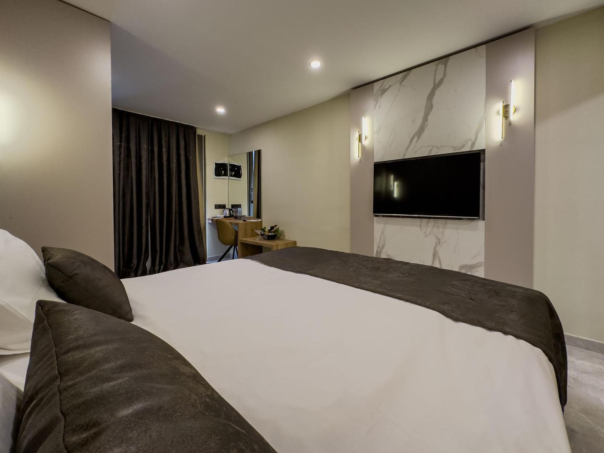 Quality Gold Suite Hotel Antalya Ngoại thất bức ảnh